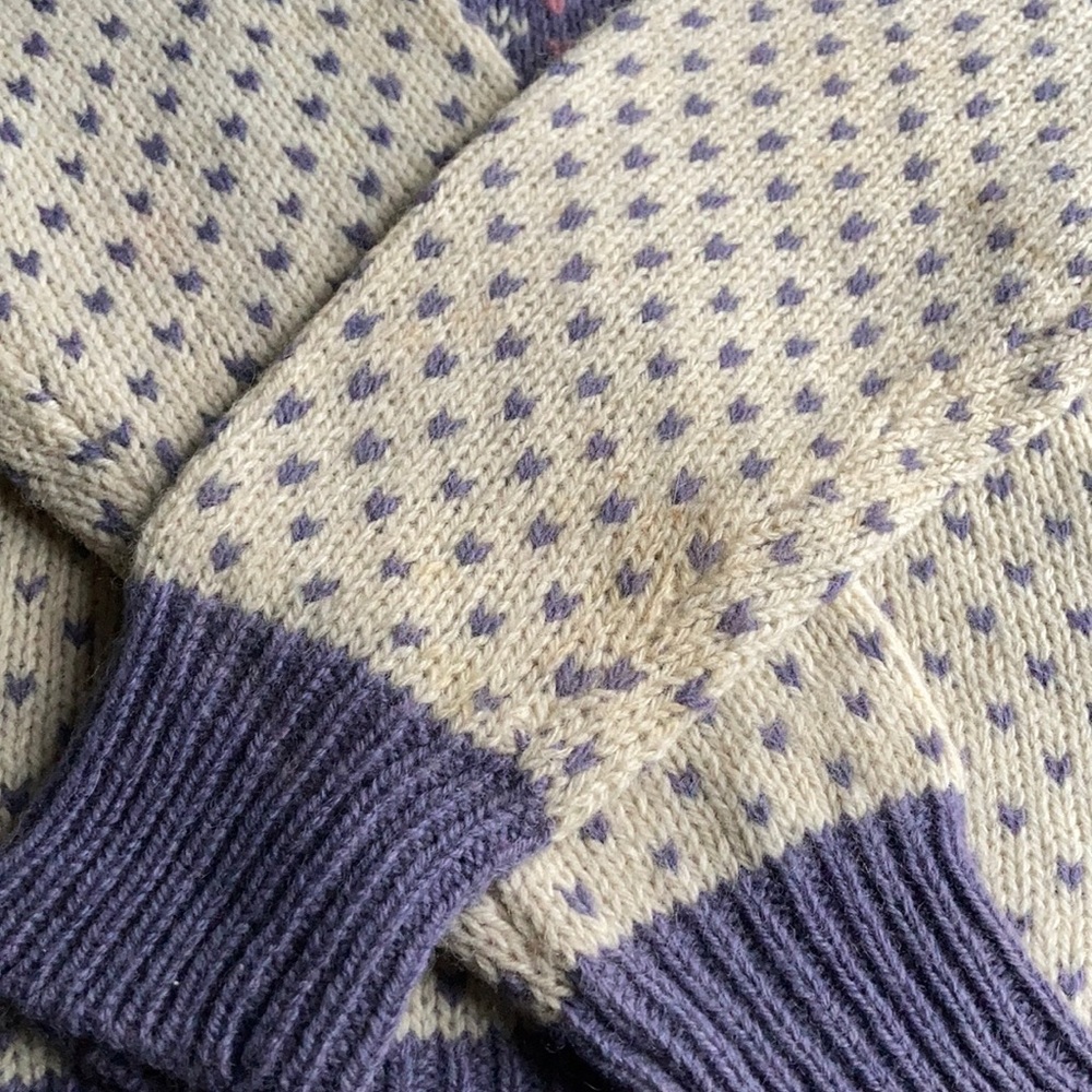 Northern Isles Sweater - Picture 7 of 9